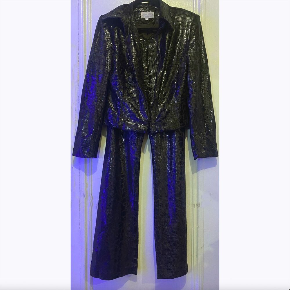 VINTAGE Metallic Liquid-Shine Black Faux Snakeskin / Lizard Reptile Texture